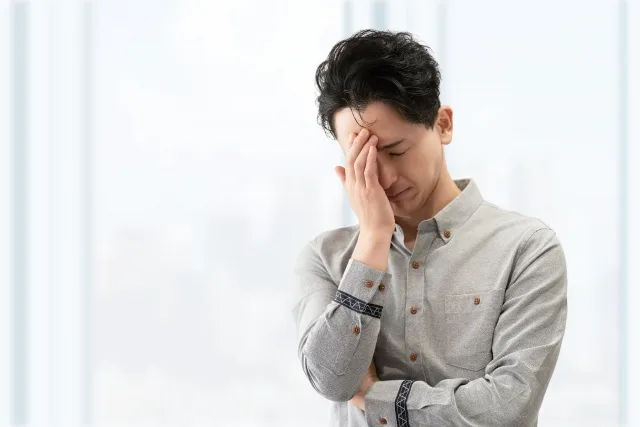 32883210_s – 空家ベース